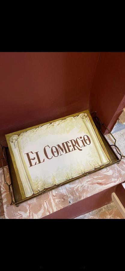 El Comercio Villarejo del Valle Luaran gambar